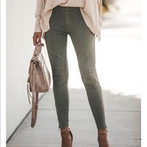 Olive Moro jeggings - size large